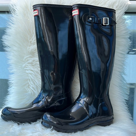 Hunter Original Black Gloss Tall Rain Boots - Picture 5 of 16